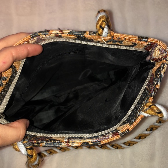 Faithful companion 2 strap bag - Picture 4 of 4